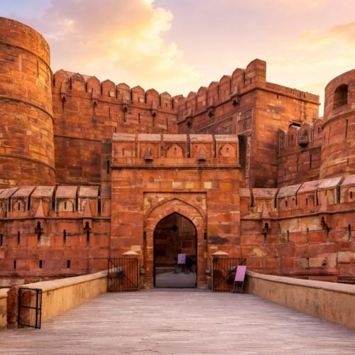 agra fort.jpg