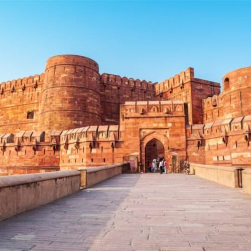 agra fort.jpg